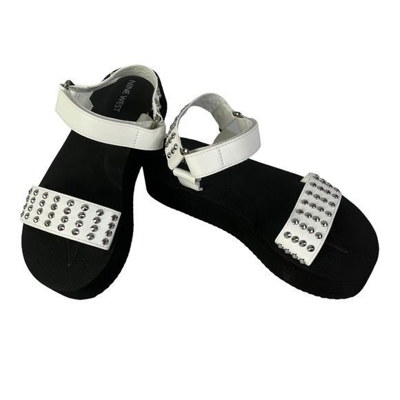 Nine West Sandals Womens Size‎ 8 Comehere3 White Studded Slip On Flats - Picture 4 of 11